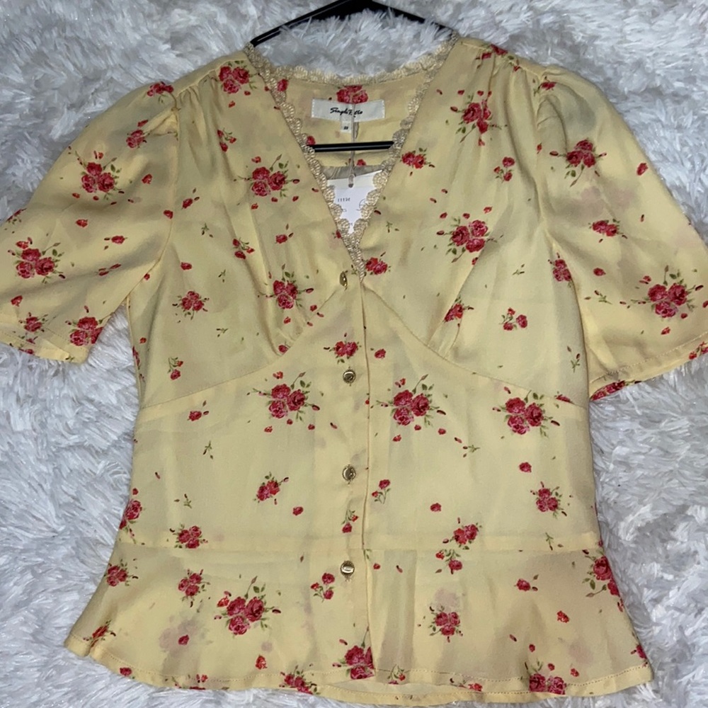 Simple retro floral blouse